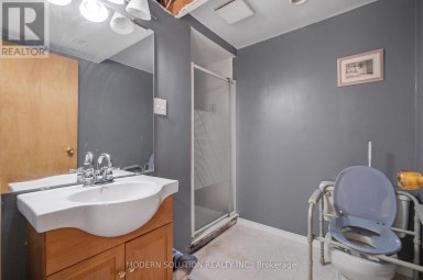 108 FASSETT COURT Hamilton (Rolston) Ontario photo 22