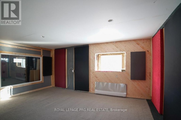 1521 FOUR MILE LAKE ROAD, North Bay (Airport), Ontario, P1B8G2