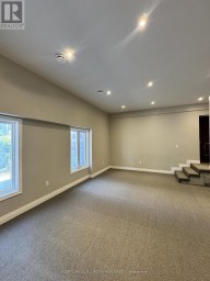 BACK - 58 MARY STREET Barrie (City Centre) Ontario photo 4