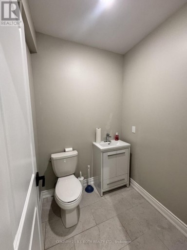 BACK - 58 MARY STREET, Barrie (City Centre), Ontario, L4N1T1