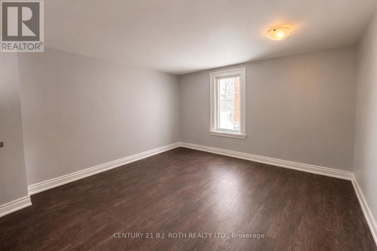 LOW - 58 MARY STREET, Barrie (Lakeshore), Ontario, L4N1T1