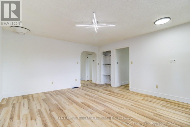 19276 HOLLAND LANDING ROAD, East Gwillimbury (Holland Landing), Ontario, L9N1M8