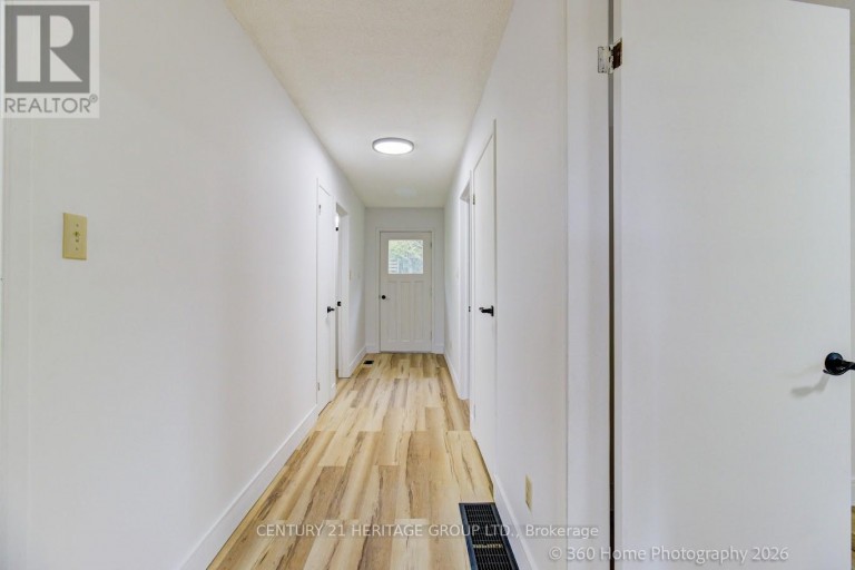19276 HOLLAND LANDING ROAD, East Gwillimbury (Holland Landing), Ontario, L9N1M8