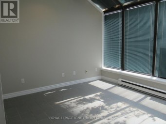 32 - 400 CREDITSTONE ROAD Vaughan (Concord) Ontario photo 2