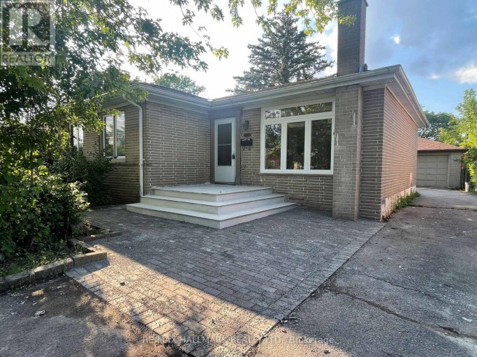 MAIN FLOOR - 116 CARTIER CRESCENT, Richmond Hill (Crosby), Ontario, L4C2N6