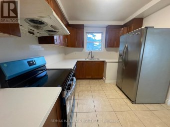 MAIN FLOOR - 116 CARTIER CRESCENT Richmond Hill (Crosby) Ontario photo 8
