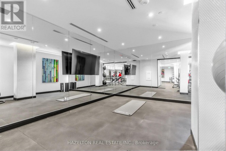 711 - 8 MANOR ROAD W, Toronto (Yonge-Eglinton), Ontario, M4S0E6