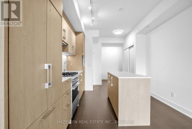711 - 8 MANOR ROAD W Toronto (Yonge-Eglinton) Ontario photo 5