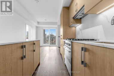 711 - 8 MANOR ROAD W Toronto (Yonge-Eglinton) Ontario photo 6