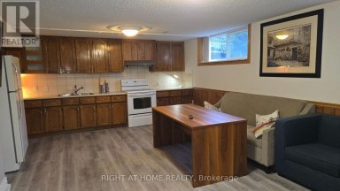 20 MAY AVENUE Richmond Hill (North Richvale) Ontario photo 23