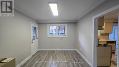 20 MAY AVENUE Richmond Hill (North Richvale) Ontario photo 6