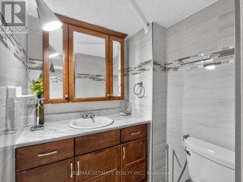 5 MANDARIN ROAD Toronto (Cliffcrest) Ontario photo 17