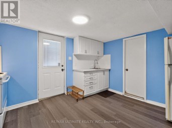 5 MANDARIN ROAD Toronto (Cliffcrest) Ontario photo 4