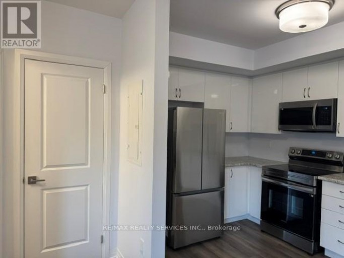 1 - 15 FIELDRIDGE CRESCENT, Brampton (Sandringham-Wellington North), Ontario, L6R4G6