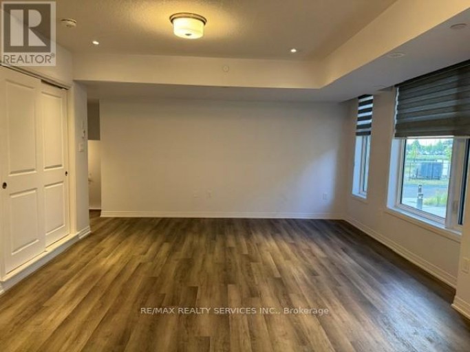 1 - 15 FIELDRIDGE CRESCENT, Brampton (Sandringham-Wellington North), Ontario, L6R4G6