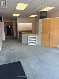 2545 EGLINTON AVENUE W Toronto (Keelesdale-Eglinton West) Ontario photo 5
