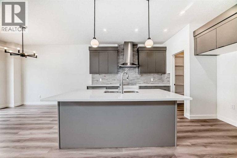 109 Heritage Park, Cochrane, Alberta, T4C3N1