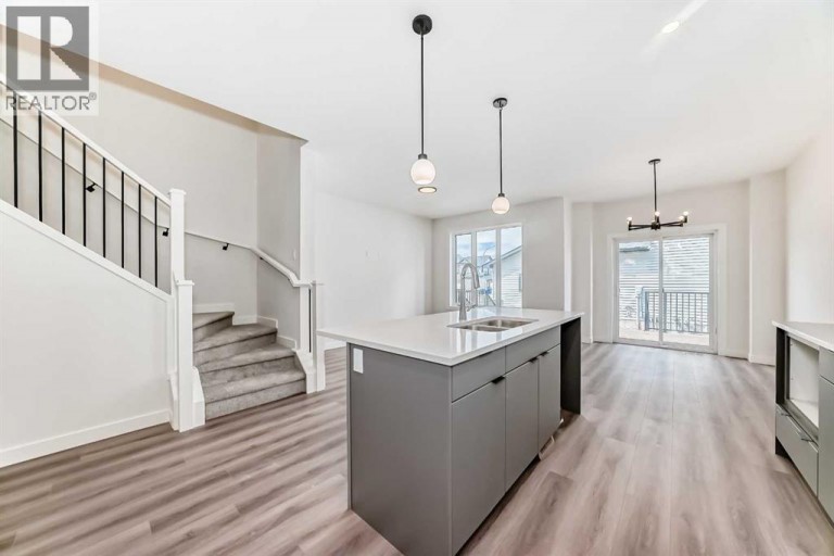 109 Heritage Park, Cochrane, Alberta, T4C3N1