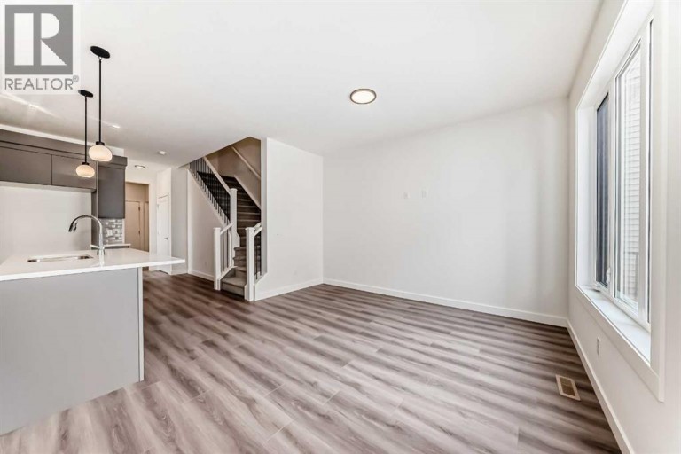109 Heritage Park, Cochrane, Alberta, T4C3N1