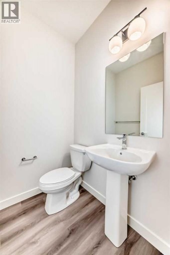 109 Heritage Park, Cochrane, Alberta, T4C3N1