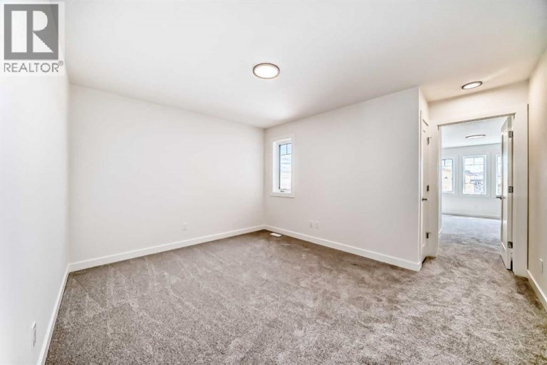 109 Heritage Park, Cochrane, Alberta, T4C3N1