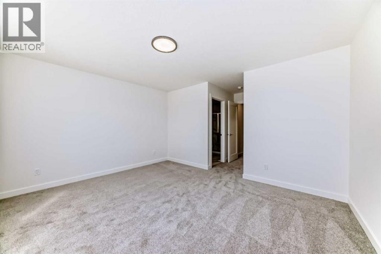 109 Heritage Park, Cochrane, Alberta, T4C3N1