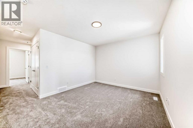 109 Heritage Park, Cochrane, Alberta, T4C3N1