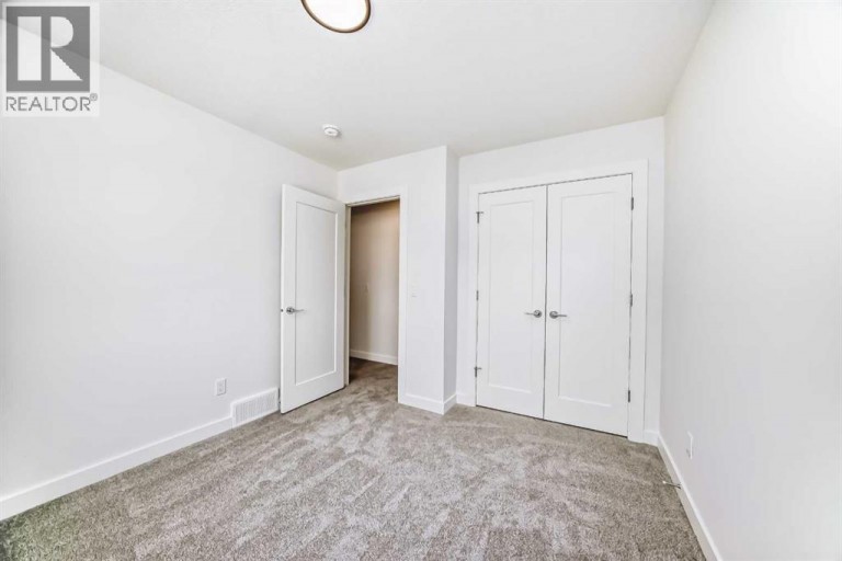 109 Heritage Park, Cochrane, Alberta, T4C3N1