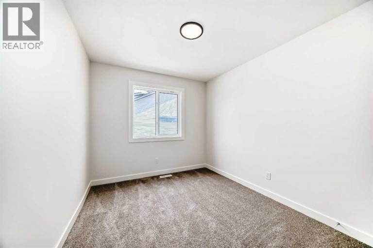 109 Heritage Park, Cochrane, Alberta, T4C3N1