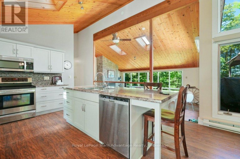 25 ISLAND 20C, Carling, Ontario, P0G1G0