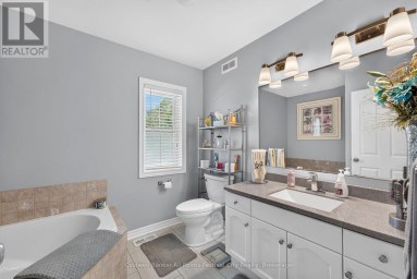 13 WATERGATE DRIVE Ashfield-Colborne-Wawanosh (Colborne) Ontario photo 15