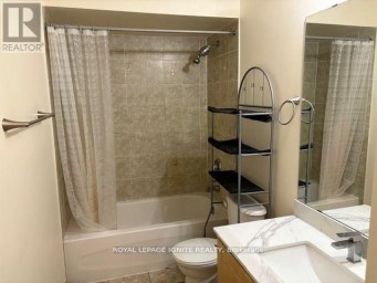 11 CURRAN HALL CRESCENT Toronto (Morningside) Ontario photo 19