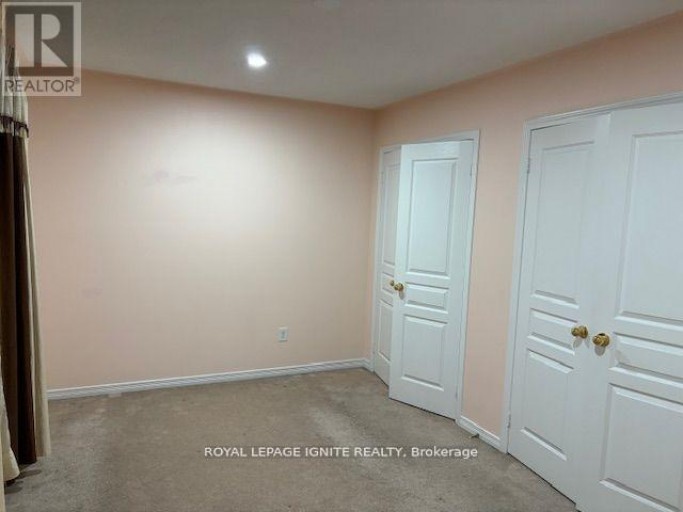 11 CURRAN HALL CRESCENT, Toronto (Morningside), Ontario, M1G0A1