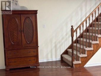 11 CURRAN HALL CRESCENT Toronto (Morningside) Ontario photo 37