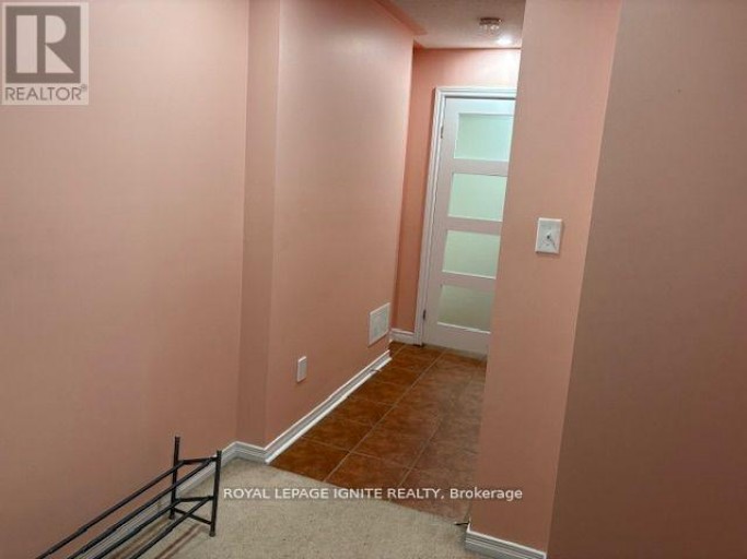 11 CURRAN HALL CRESCENT, Toronto (Morningside), Ontario, M1G0A1