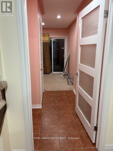 11 CURRAN HALL CRESCENT, Toronto (Morningside), Ontario, M1G0A1