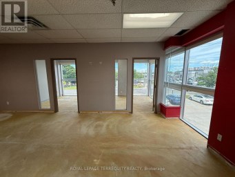 A - 85 INGRAM DRIVE Toronto (Brookhaven-Amesbury) Ontario photo 1