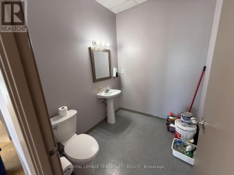 A - 85 INGRAM DRIVE Toronto (Brookhaven-Amesbury) Ontario photo 5