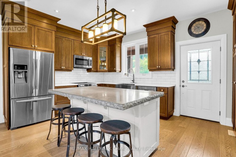 1573 COUNTY 6 ROAD S, Springwater, Ontario, L0L1P0