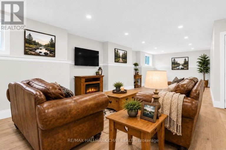 1573 COUNTY 6 ROAD S, Springwater, Ontario, L0L1P0