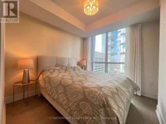 3801 - 1 YORKVILLE AVENUE Toronto (Annex) Ontario photo 4
