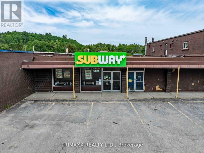 9 - 6 REGIONAL ROAD, Greater Sudbury (Onaping Falls), Ontario, P0M2R0