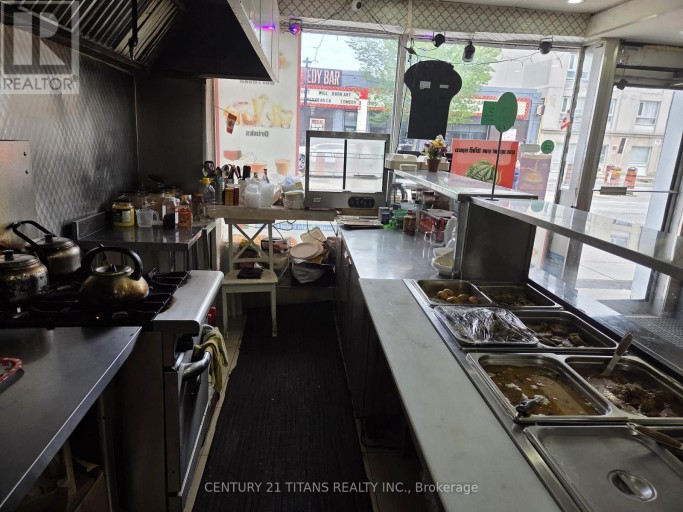 2789 DANFORTH AVENUE, Toronto (East End-Danforth), Ontario, M4C1L9