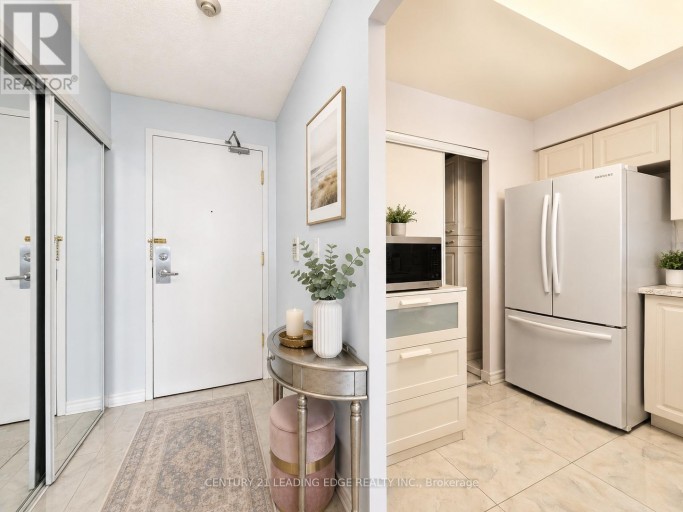 2721 - 68 CORPORATE DRIVE, Toronto (Woburn), Ontario, M1H3H3