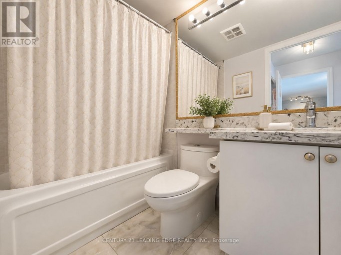 2721 - 68 CORPORATE DRIVE, Toronto (Woburn), Ontario, M1H3H3