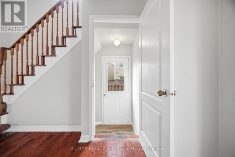 249 SUNNY MEADOW BOULEVARD, Brampton (Sandringham-Wellington), Ontario, L6R2Y4
