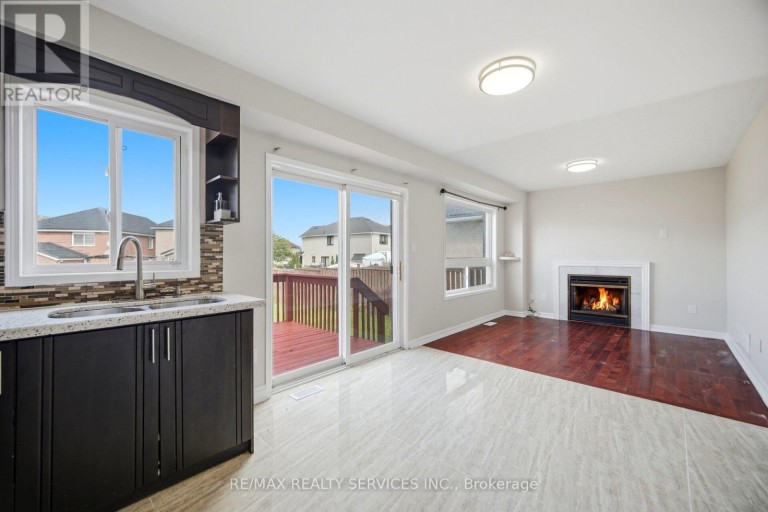 249 SUNNY MEADOW BOULEVARD, Brampton (Sandringham-Wellington), Ontario, L6R2Y4