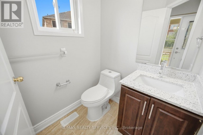 249 SUNNY MEADOW BOULEVARD, Brampton (Sandringham-Wellington), Ontario, L6R2Y4