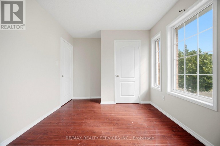 249 SUNNY MEADOW BOULEVARD, Brampton (Sandringham-Wellington), Ontario, L6R2Y4