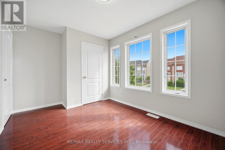 249 SUNNY MEADOW BOULEVARD, Brampton (Sandringham-Wellington), Ontario, L6R2Y4